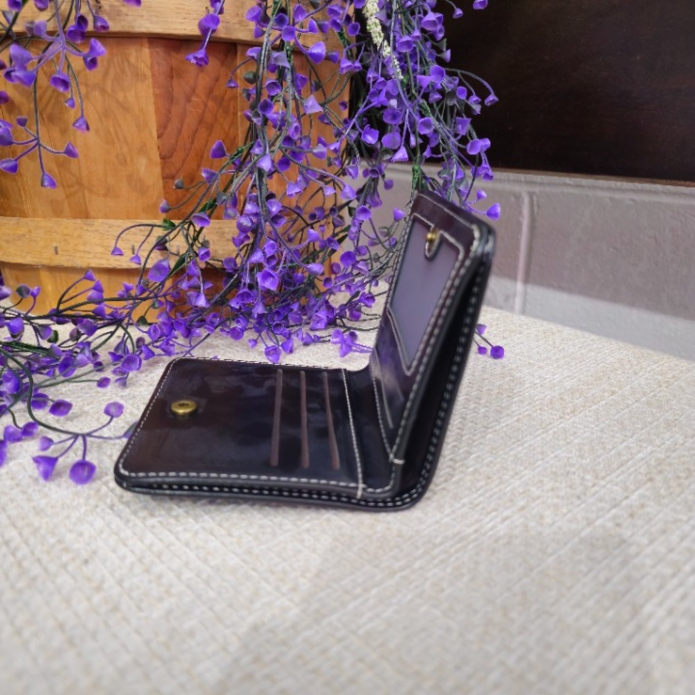 Gothic Cross Stud Bifold Pull Tab Wallet | Black | 4x4in - Picture 4 of 8